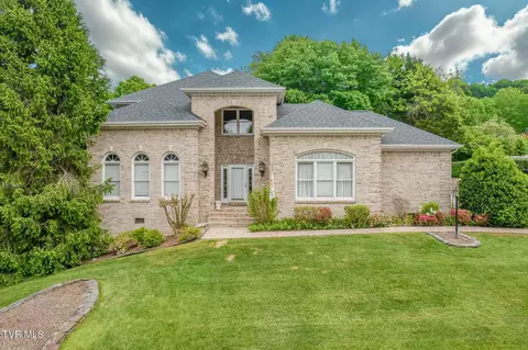 205 Woodbriar Drive Johnson City Tn 37604, Johnson City, TN 37604