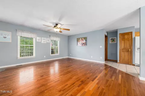 522 Crook Street Hampton Tn 37658, Hampton, TN 37658 photo 35