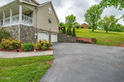 522 Crook Street Hampton Tn 37658, Hampton, TN 37658 photo 8