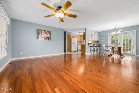 522 Crook Street Hampton Tn 37658, Hampton, TN 37658 photo 32