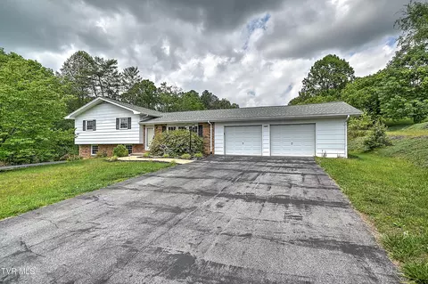 205 Clear Branch Circle Blountville Tn 37617, Blountville, TN 37617