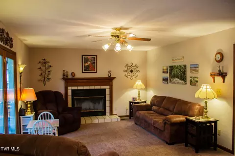 519 Foxgate Drive Erwin Tn 37650, Erwin, TN 37650 photo 8