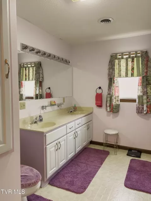 519 Foxgate Drive Erwin Tn 37650, Erwin, TN 37650 photo 31