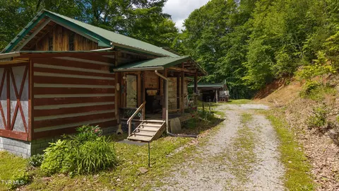 632 Jacobs Hollow Road Sneedville Tn 37869, Sneedville, TN 37869