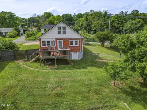 Exterior - 326 Cherry Street Greeneville Tn 37745, Greeneville, TN 37745 photo 5 of 6