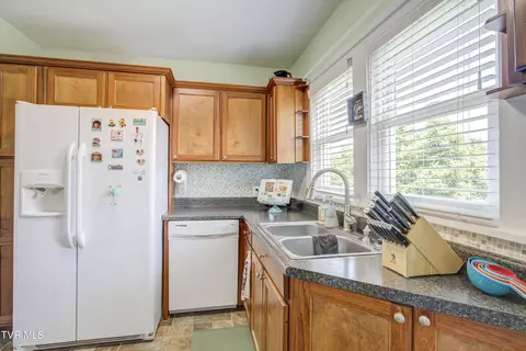 Kitchen - 326 Cherry Street Greeneville Tn 37745, Greeneville, TN 37745 photo 3 of 3