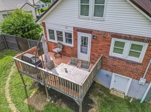 Exterior - 326 Cherry Street Greeneville Tn 37745, Greeneville, TN 37745 photo 2 of 6