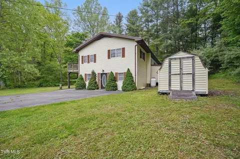 Exterior - 8020 Rock Switch Road Wise Va 24293, Wise, VA 24293 photo 4 of 10
