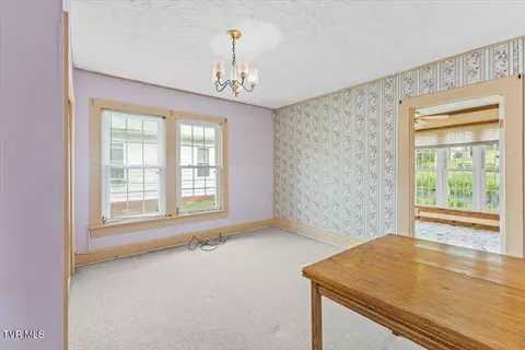 Dining - 648 Maple Avenue Erwin Tn 37650, Erwin, TN 37650 photo 1 of 1