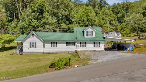 157 Chambers Hollow Road Elizabethton Tn 37643, Elizabethton, TN 37643