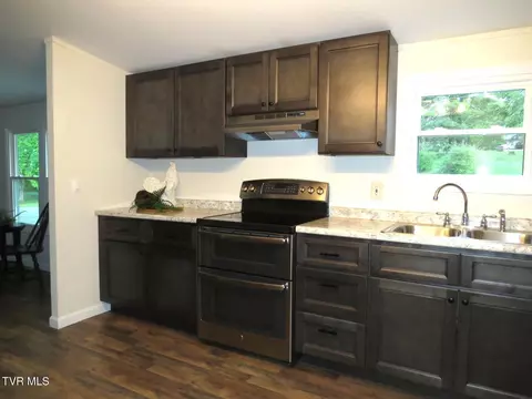 8929 Gateway Drive Wise Va 24293, Wise, VA 24293 photo 13