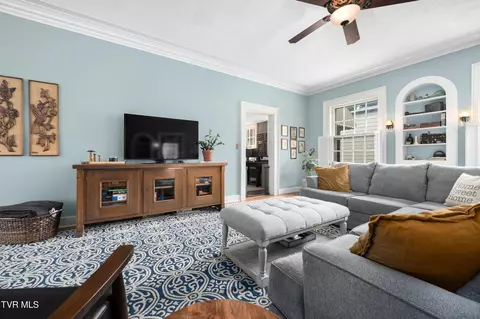 Living - 2107 Bartlett Street Johnson City Tn 37601, Johnson City, TN 37601 photo 4 of 8