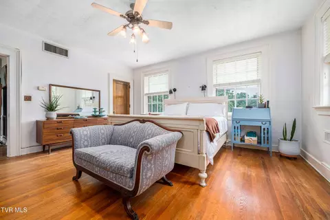 Bedroom - 2107 Bartlett Street Johnson City Tn 37601, Johnson City, TN 37601 photo 6 of 10