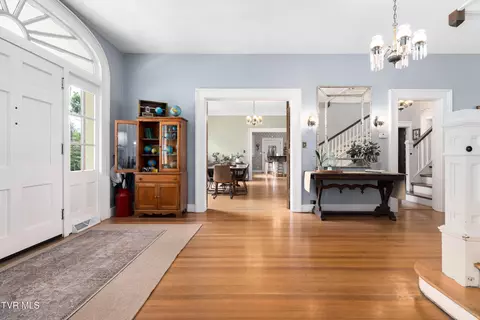 Entry Way - 2107 Bartlett Street Johnson City Tn 37601, Johnson City, TN 37601 photo 3 of 11