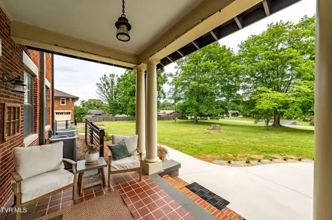 Exterior - 2107 Bartlett Street Johnson City Tn 37601, Johnson City, TN 37601 photo 6 of 29
