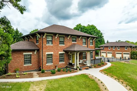 2107 Bartlett Street Johnson City Tn 37601, Johnson City, TN 37601