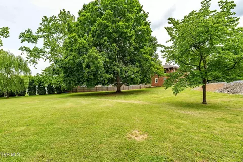 Exterior - 2107 Bartlett Street Johnson City Tn 37601, Johnson City, TN 37601 photo 26 of 29