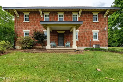 Exterior - 2107 Bartlett Street Johnson City Tn 37601, Johnson City, TN 37601 photo 20 of 29