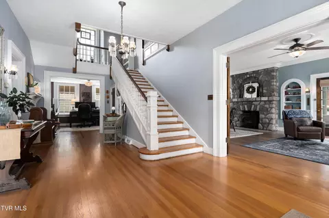 Entry Way - 2107 Bartlett Street Johnson City Tn 37601, Johnson City, TN 37601 photo 2 of 11