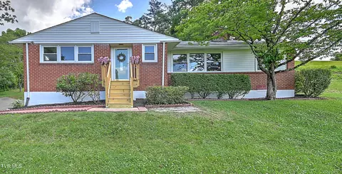 3521 Fort Henry Drive Kingsport Tn 37664, Kingsport, TN 37664