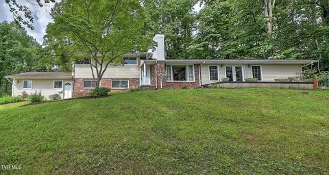 121 Hermitage Drive Bristol Tn 37620, Bristol, TN 37620