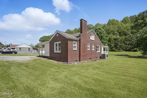 Exterior - 744 NE Hurricane Road Wise Va 24293, Wise, VA 24293 photo 1 of 9