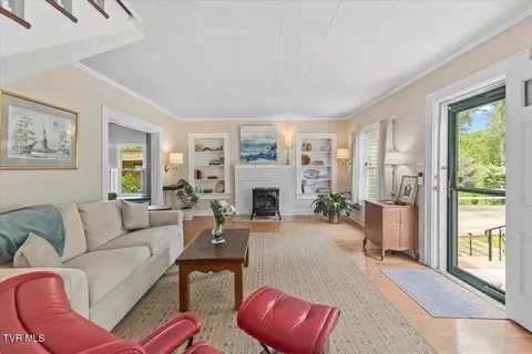 Living - 71 Thistle Cove Greeneville Tn 37745, Greeneville, TN 37745 photo 1 of 1
