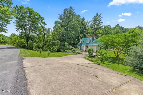 Exterior - 71 Thistle Cove Greeneville Tn 37745, Greeneville, TN 37745 photo 4 of 21