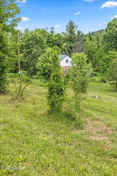 Exterior - 71 Thistle Cove Greeneville Tn 37745, Greeneville, TN 37745 photo 17 of 21