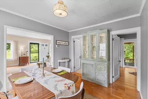 Dining - 71 Thistle Cove Greeneville Tn 37745, Greeneville, TN 37745 photo 3 of 3