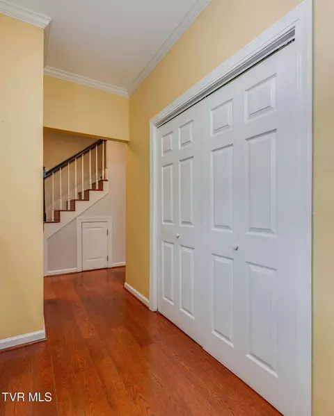 Entry Way - 1101 E 8th Avenue 5 Johnson City Tn 37601, Johnson City, TN 37601 photo 3 of 3