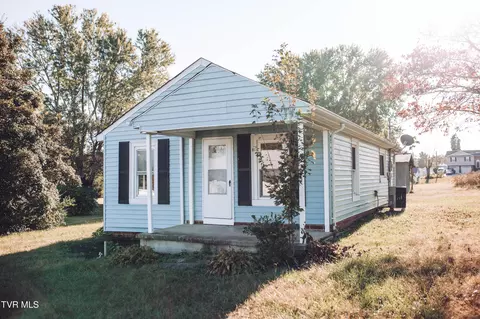 207 Dover Avenue Mount Carmel Tn 37645, Mount Carmel, TN 37645