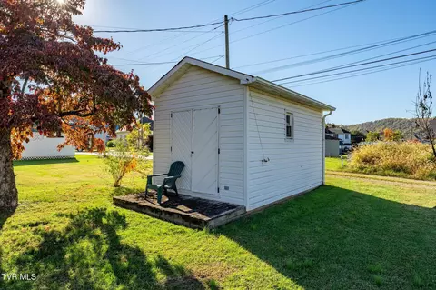 215 Clinchfield Avenue Erwin Tn 37650, Erwin, TN 37650 photo 20