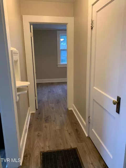 Entry Way - 626 N Mohawk Drive Erwin Tn 37650, Erwin, TN 37650 photo 1 of 1