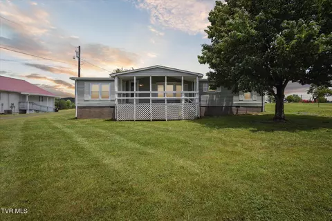 222 Massengill Place Bluff City Tn 37618, Bluff City, TN 37618