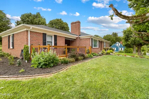 Exterior - 285 Cherokee Road Bristol Va 24201, Bristol, VA 24201 photo 2 of 12