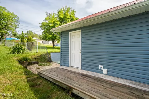 Exterior - 1605 E Fairview Avenue Johnson City Tn 37601, Johnson City, TN 37601 photo 9 of 12