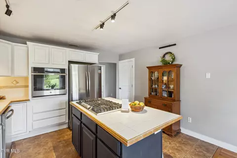 108 Durham Road Johnson City Tn 37615, Johnson City, TN 37615 photo 16
