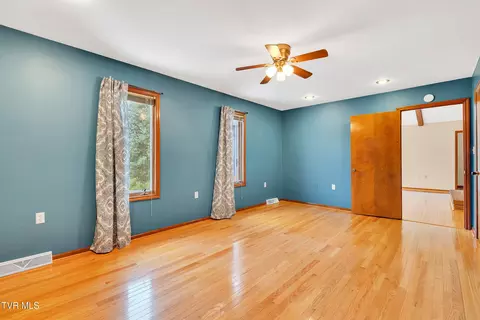 Bedroom - 385 Lori Circle Chuckey Tn 37641, Chuckey, TN 37641 photo 2 of 11