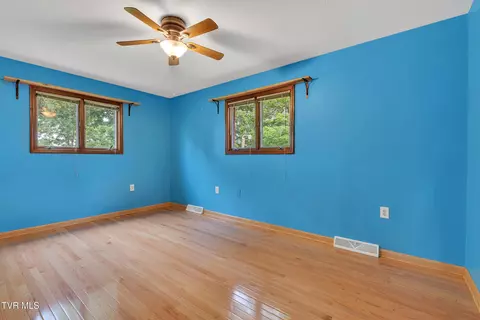 Bedroom - 385 Lori Circle Chuckey Tn 37641, Chuckey, TN 37641 photo 8 of 11
