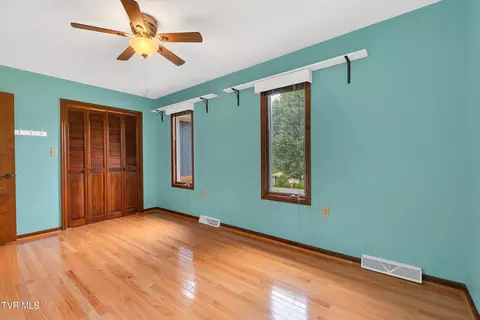 Bedroom - 385 Lori Circle Chuckey Tn 37641, Chuckey, TN 37641 photo 7 of 11