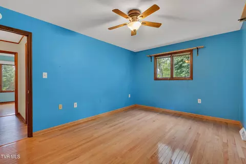 Bedroom - 385 Lori Circle Chuckey Tn 37641, Chuckey, TN 37641 photo 9 of 11