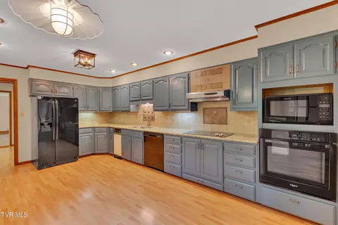 Kitchen - 385 Lori Circle Chuckey Tn 37641, Chuckey, TN 37641 photo 1 of 4