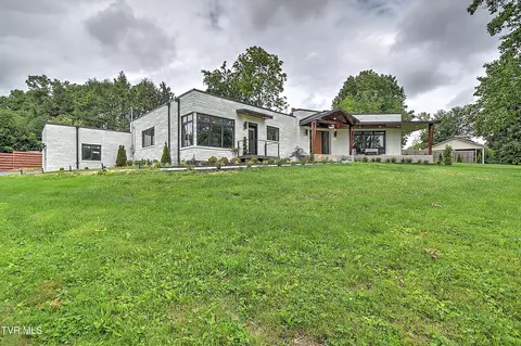 2146 Lee Highway Bristol Va 24201, Bristol, VA 24201