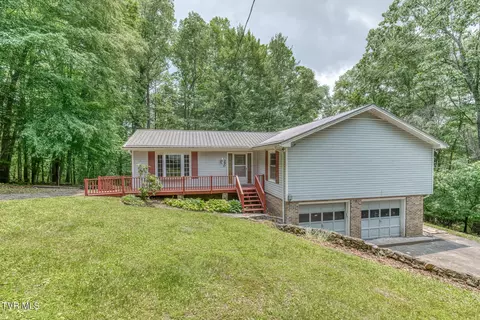 390 E Hillcrest Drive Mountain City Tn 37683, Mountain City, TN 37683