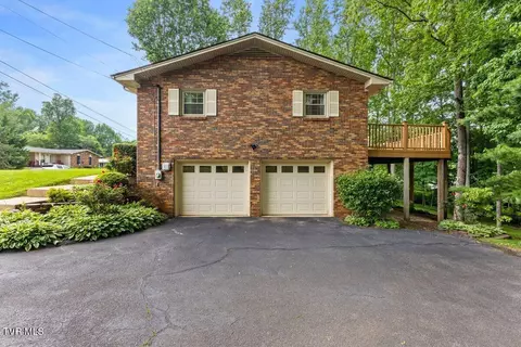 Other - 2 Mistletoe Court Johnson City Tn 37604, Johnson City, TN 37604 photo 2 of 9
