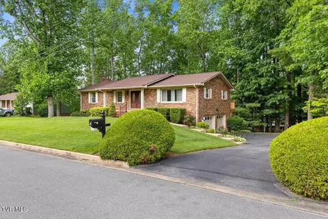 Exterior - 2 Mistletoe Court Johnson City Tn 37604, Johnson City, TN 37604 photo 1 of 4