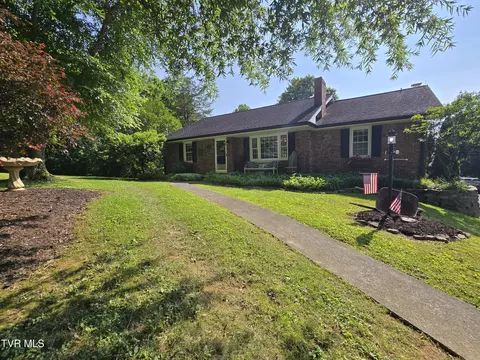 1210 Riverview Drive Elizabethton Tn 37643, Elizabethton, TN 37643