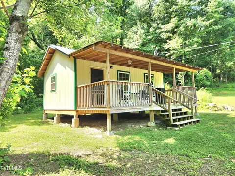2428 Middle Creek Road Afton Tn 37616, Afton, TN 37616
