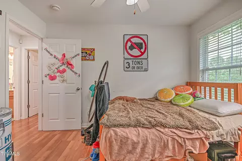 Bedroom - 1495 Fishpond Road Chuckey Tn 37641, Chuckey, TN 37641 photo 3 of 4
